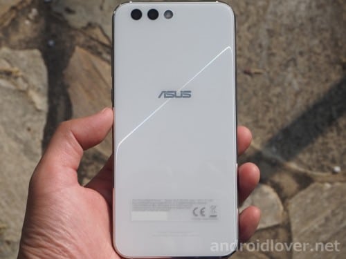 ASUS ZenFone 4レビュー。CPU・カメラなどスペックアップで快適な操作 